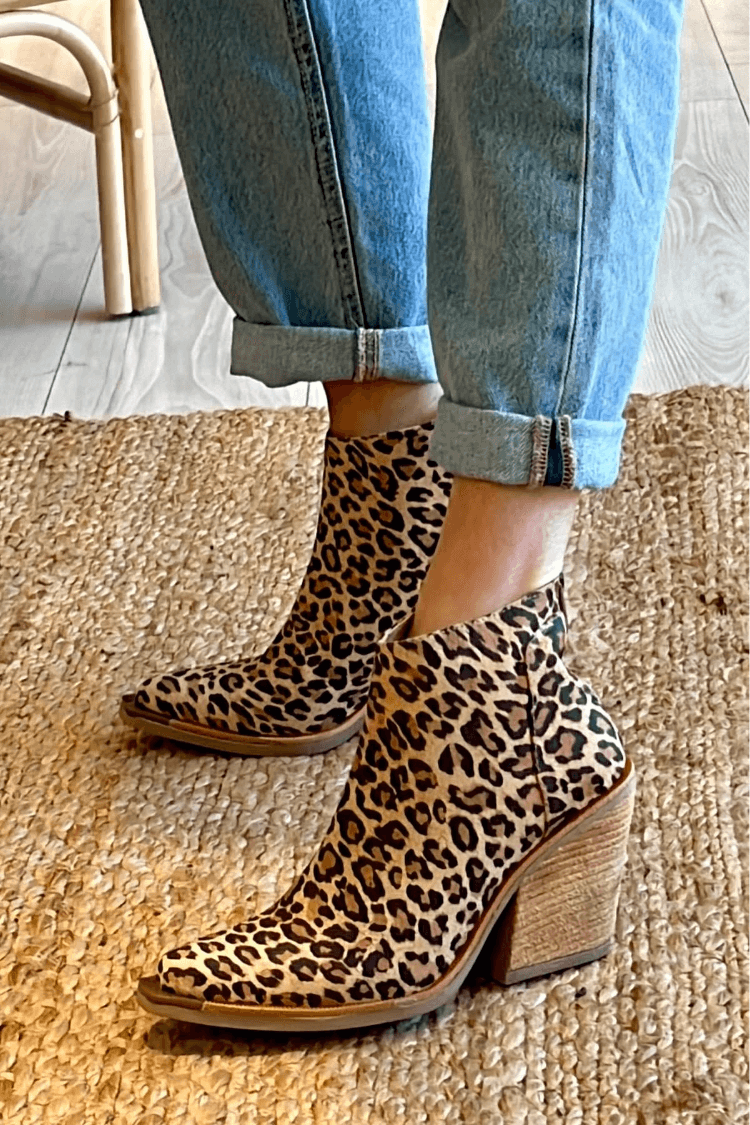 TARA | LEOPARD BLOCK HEEL BOOTS