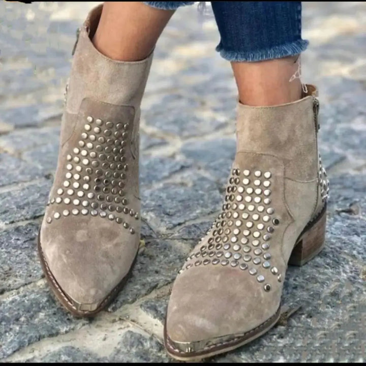  SIMONE | STUDDED POINTED ANKLE BOOTS